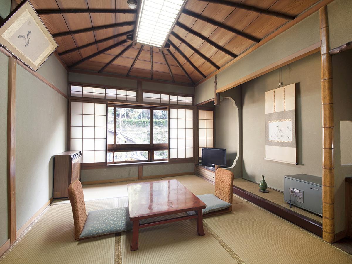 Itaniya Hotel Sakurai Exterior photo